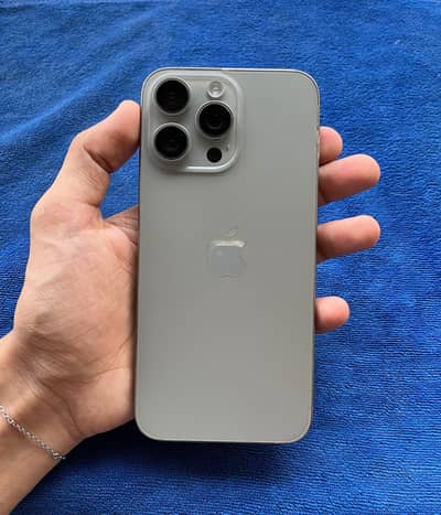 Apple iPhone 15 Pro Max