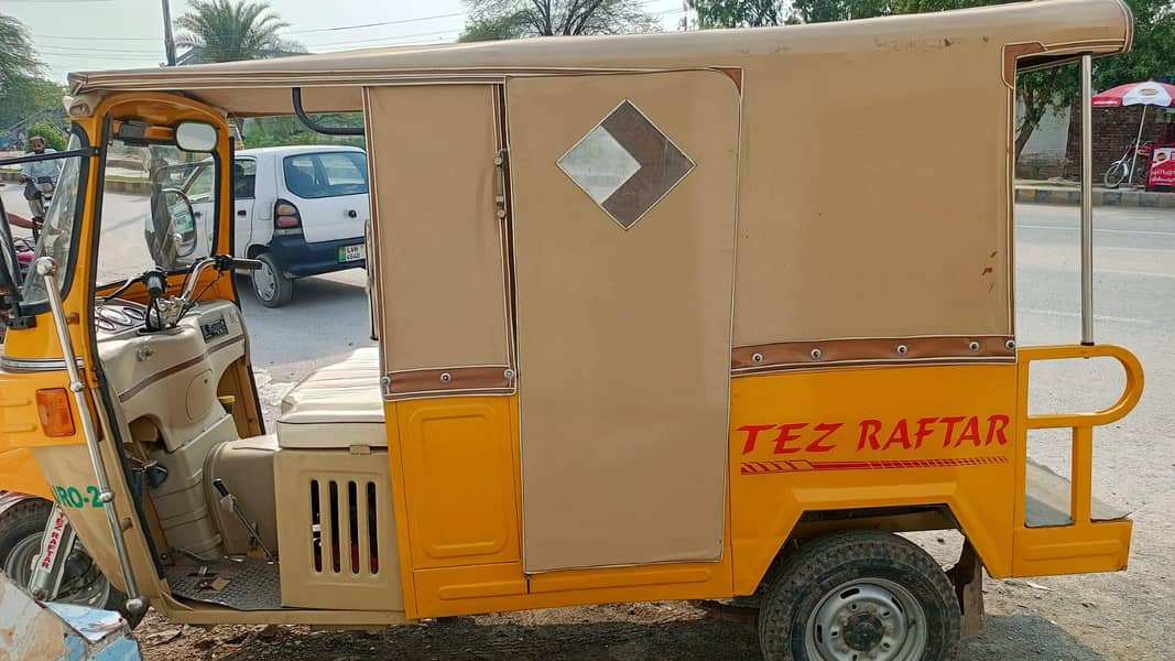 auto rickshaw 2