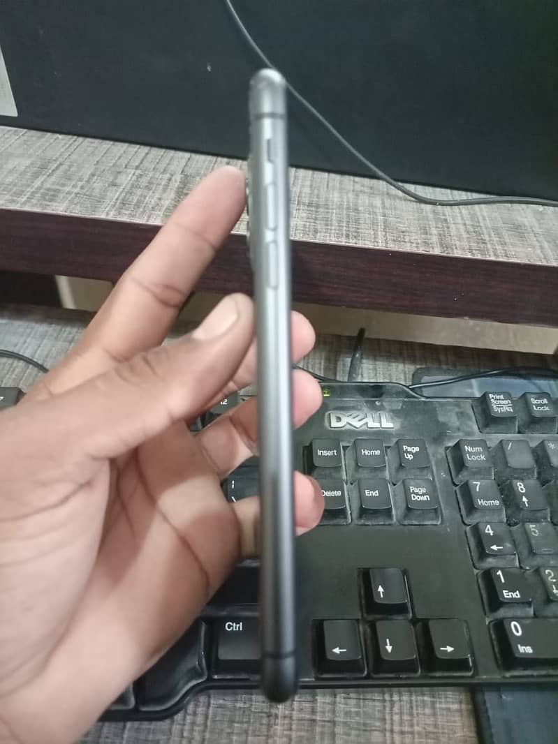 iPhone 11 1