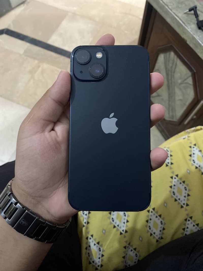 Apple iPhone 13 2