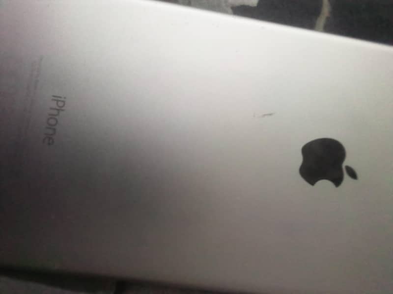 Apple iPhone 6 Plus 2