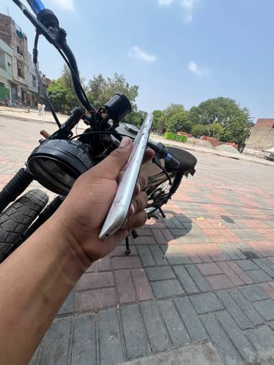 Apple iPhone SE