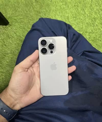 Apple iPhone 15 Pro