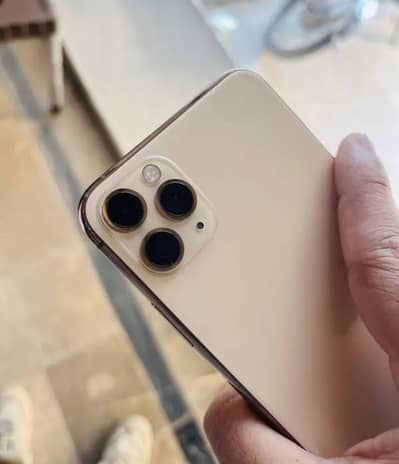 Apple iPhone 11 Pro Max 64gb 10/9.5 Condition . Factory Unlock
