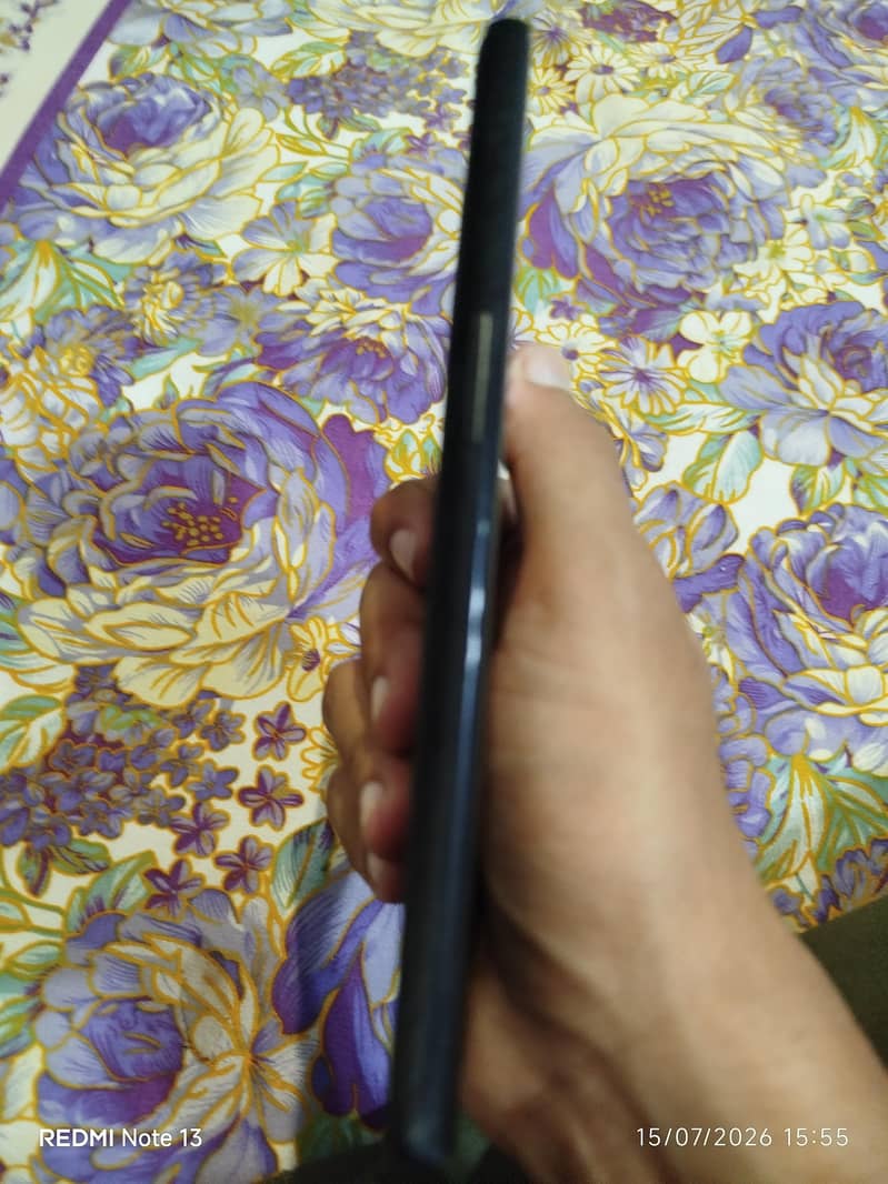 One Plus 10 Pro 4
