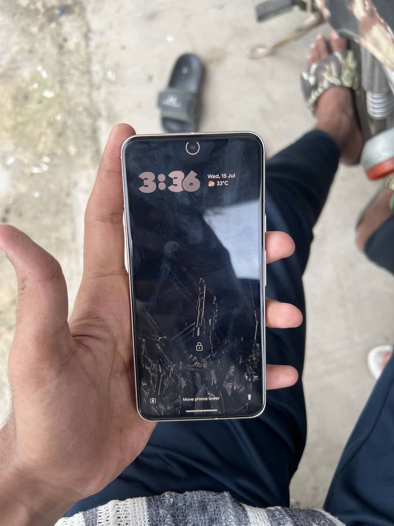 Google Pixel 8 1