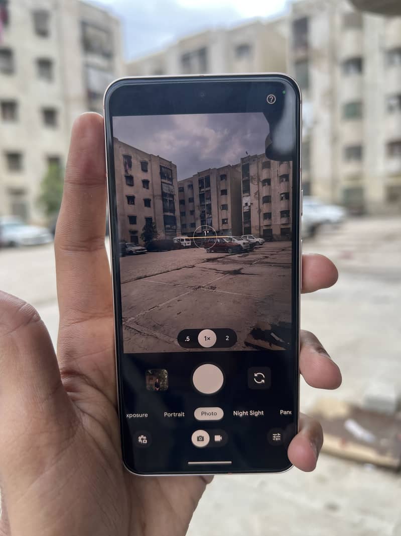 Google Pixel 8 2