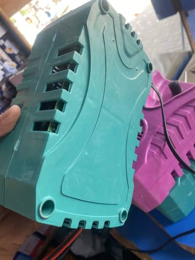 Dc 12 volt supply