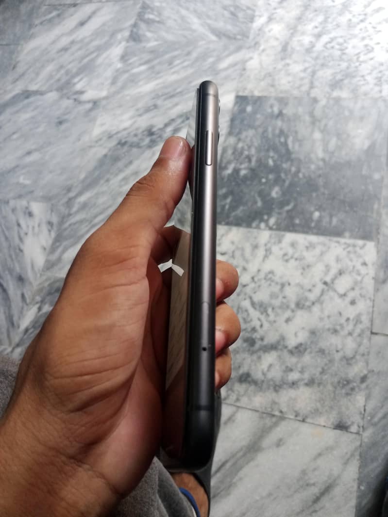 iphone 11 3