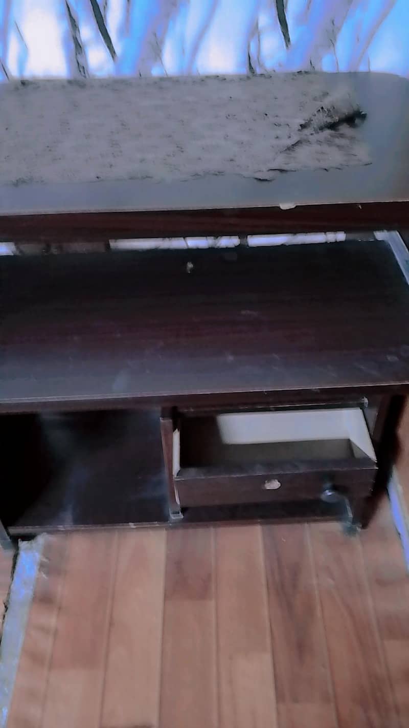 computer trolley 3