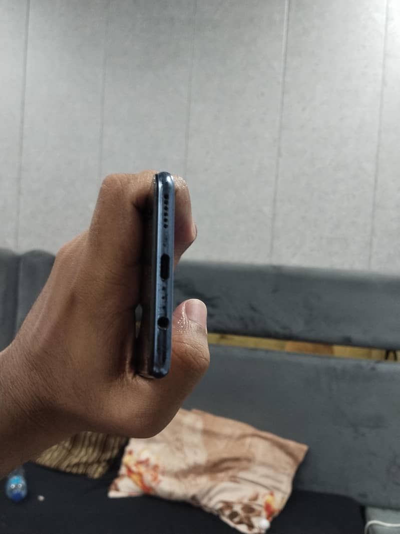 Vivo V21e 3