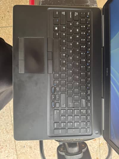 Dell precision 7520, i7 7th, 16gb ram, 256 NVMe, 4gb card