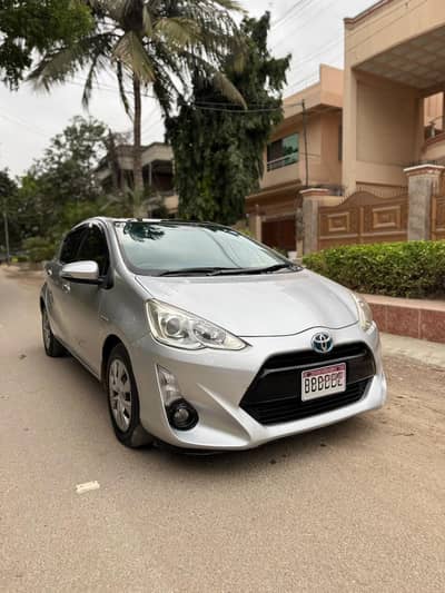 Toyota Aqua S Push