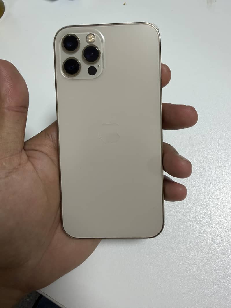 Apple iPhone 12 Pro 2