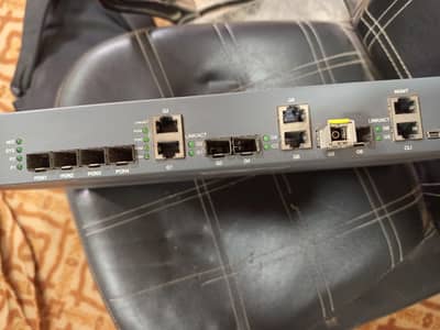 MT LINK OLT 4 PORT