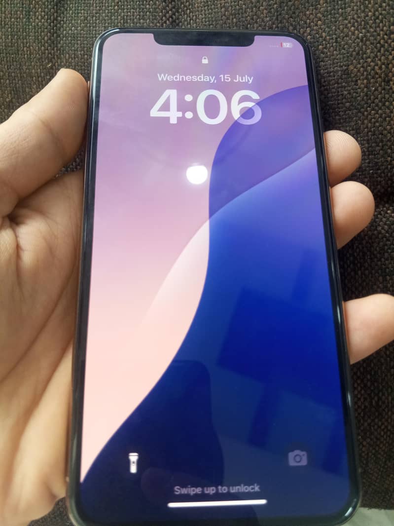 Apple iPhone 11 Pro Max 1