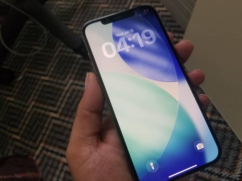 Iphone 12 pro max 1