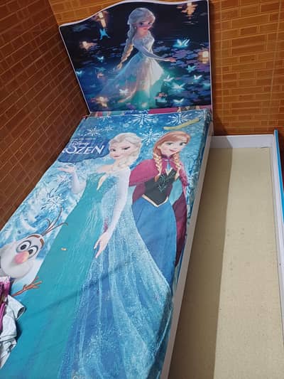 elsa bed
