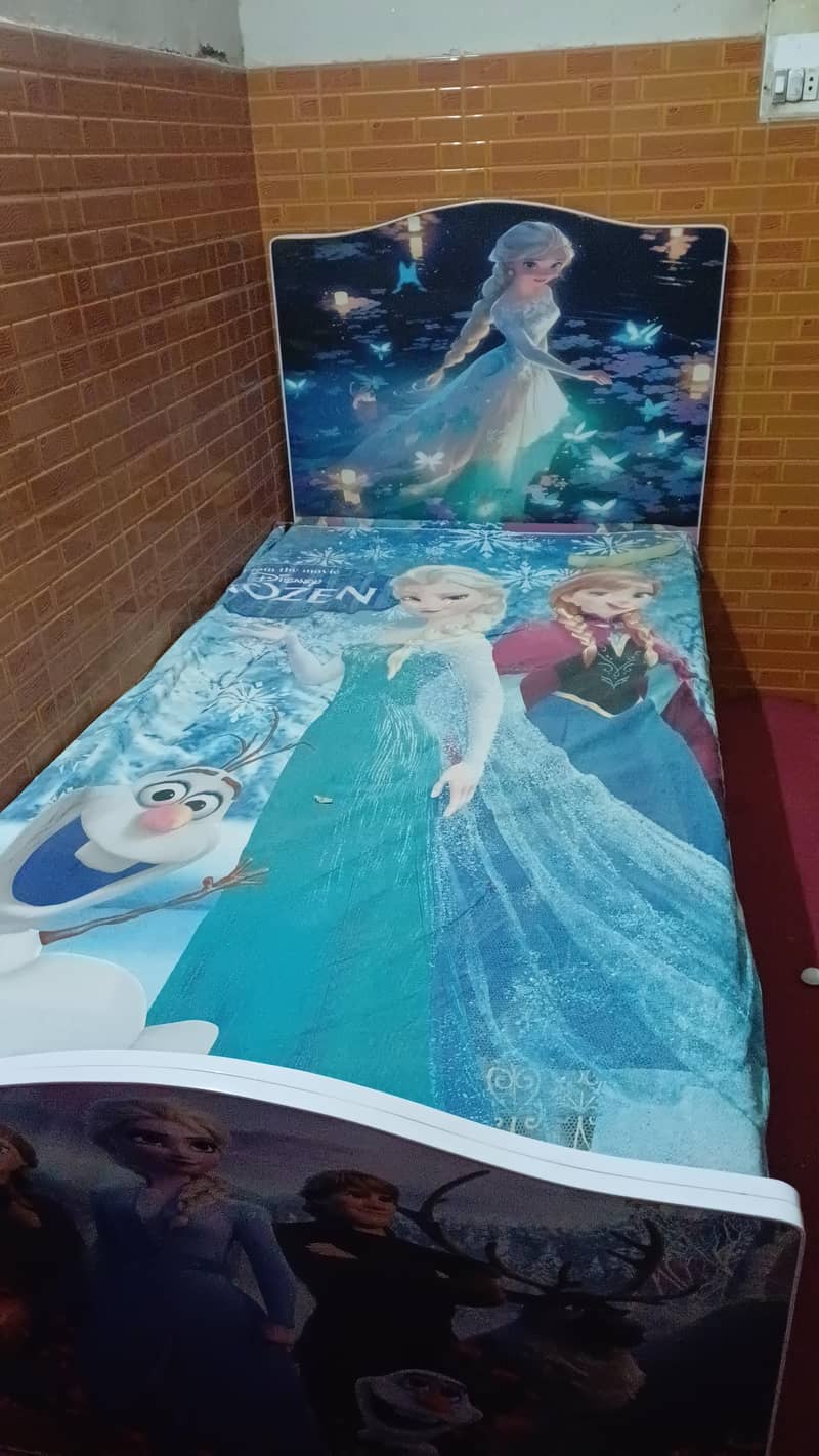 elsa bed 3