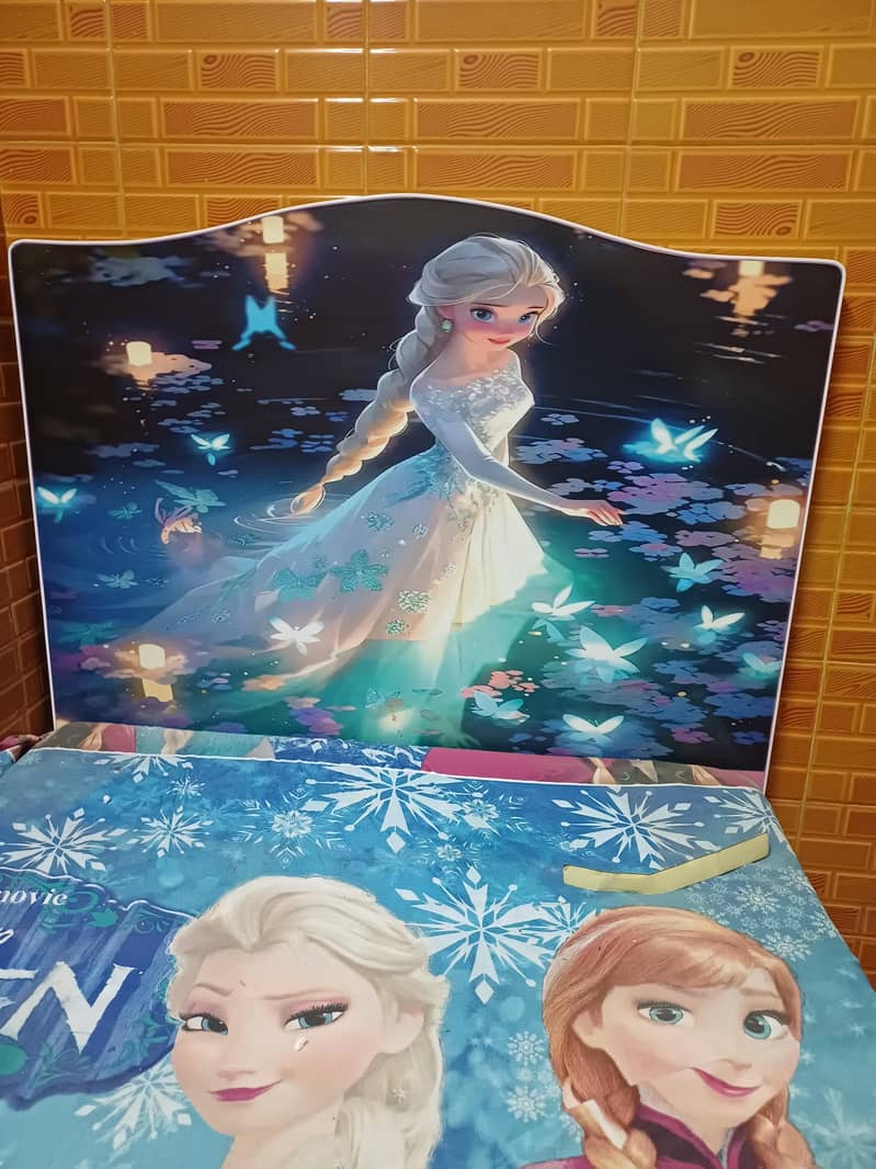 elsa bed 4