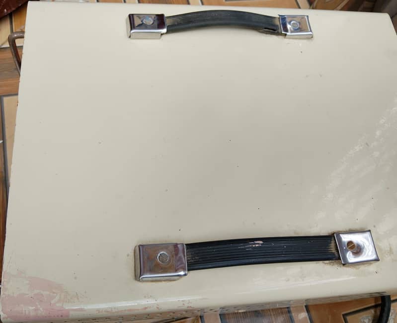 Automatic voltage stabilizer 3
