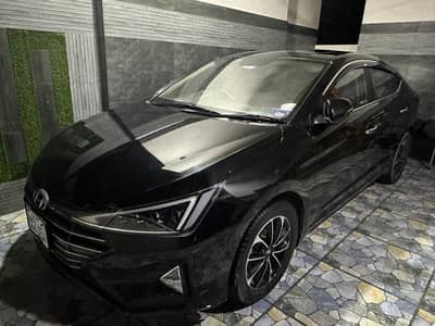 Hyundai Elantra 2022