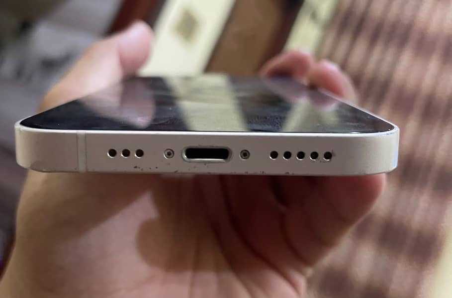 Apple iPhone 12 3