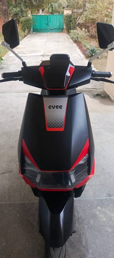 Evee S1 Pro