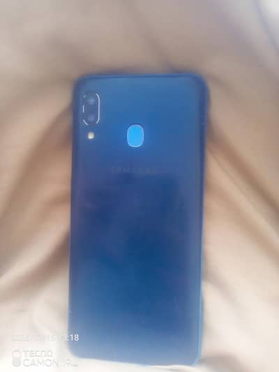 Samsung Mobile A30