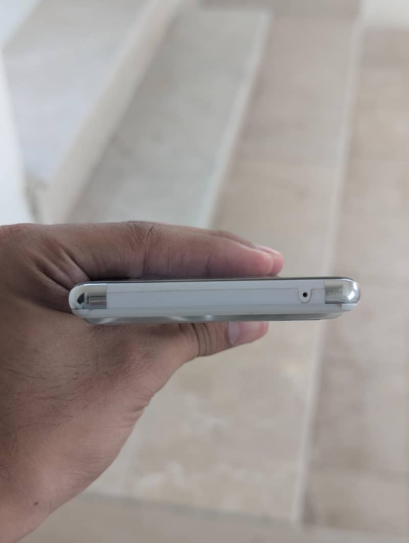 Google Pixel 6 Pro Mint Condition 5