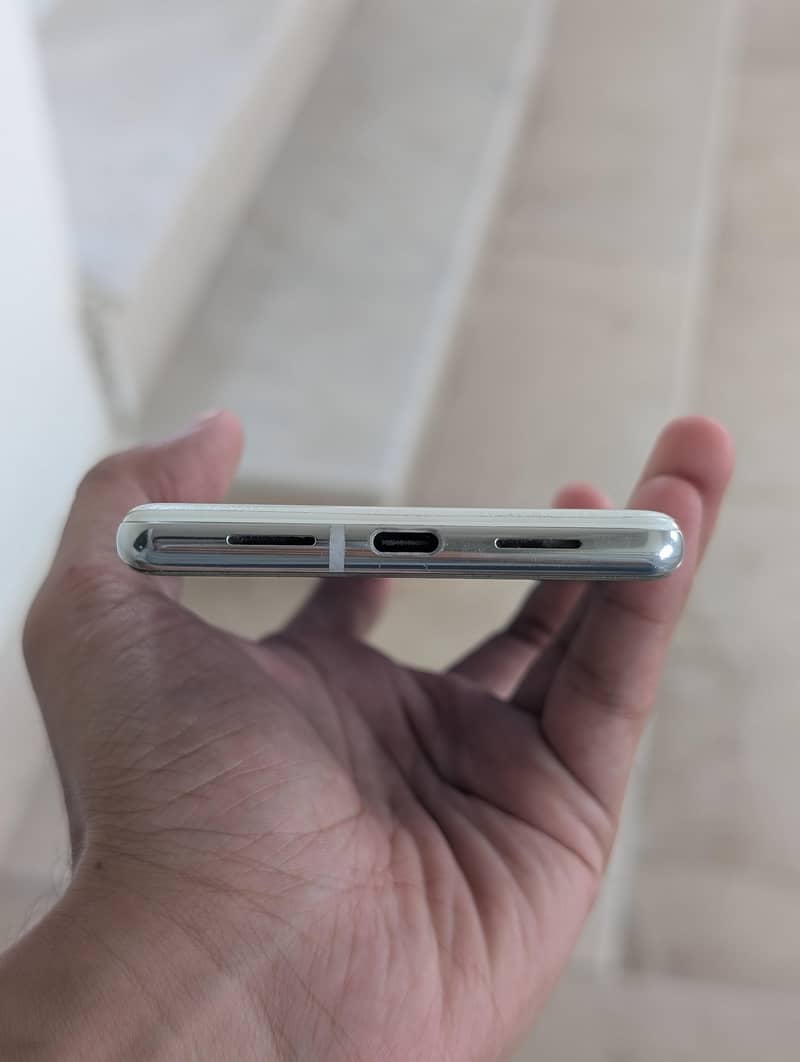 Google Pixel 6 Pro Mint Condition 6
