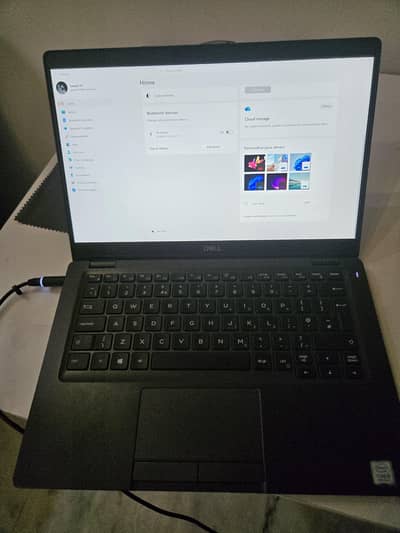 Dell Lattitude 5300 corei5 8th Gen 8Gb Ram 256 gb SSD Original Charger