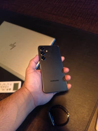 Samsung Mobile S24