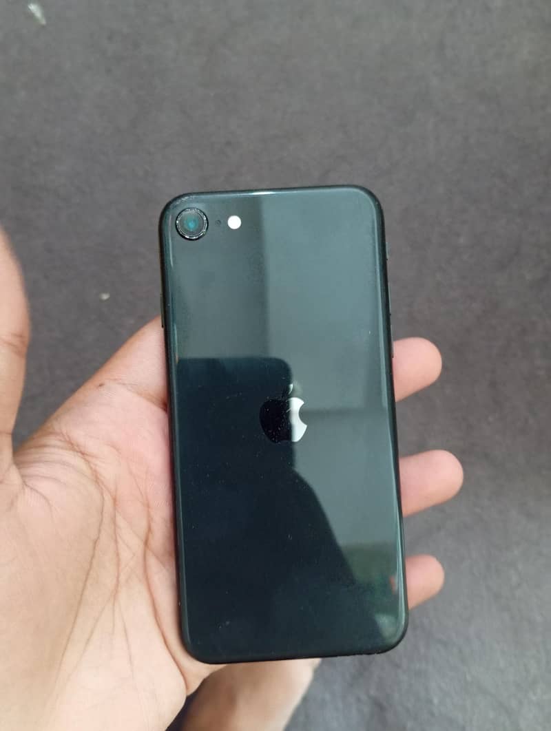 Apple iPhone SE 3