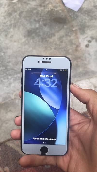 Apple iPhone SE