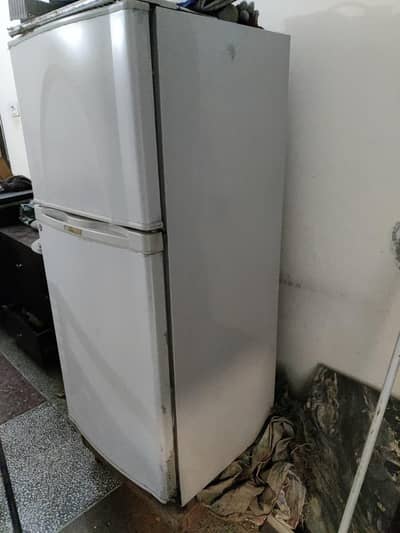 Dawlance refrigerator
