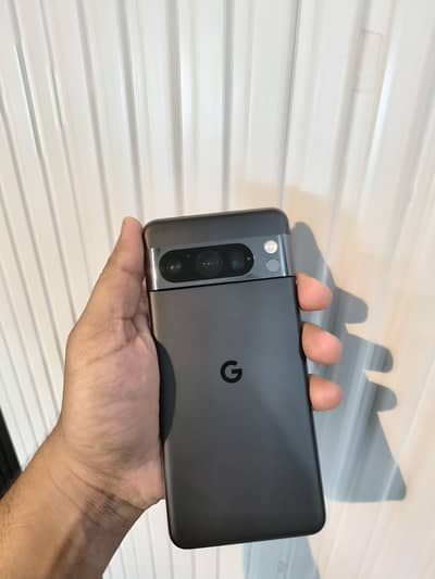 Google Pixel 8 Pro