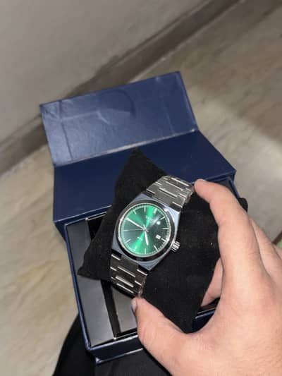 Watches available in bulk
