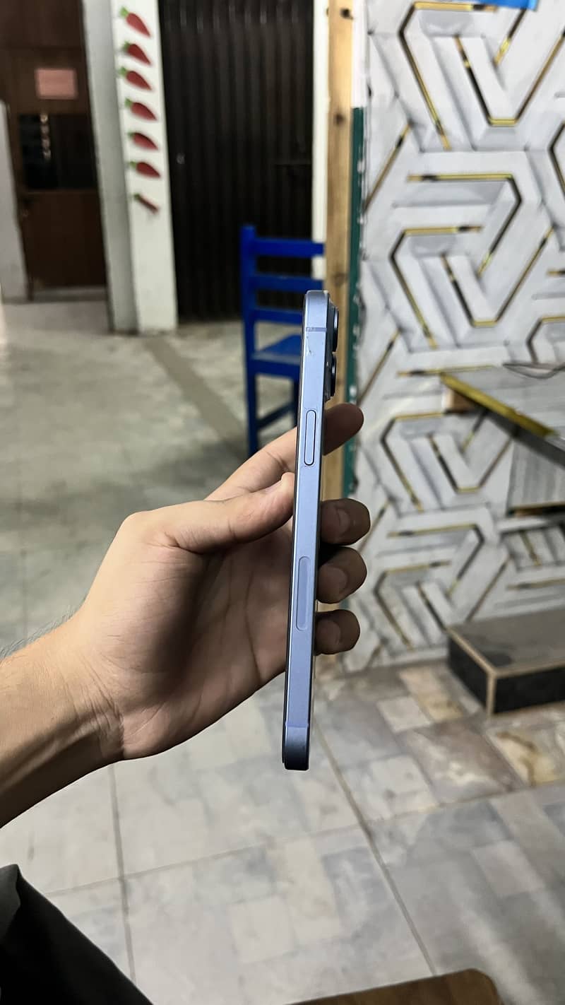 Apple iPhone 14 plus 4