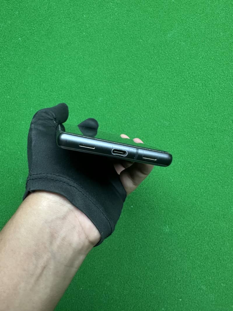 Google Pixel 7a 4