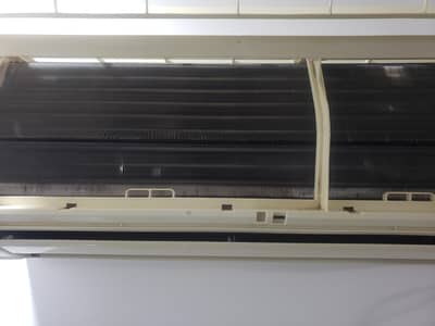 Mitsubishi 1.5 Ton AC