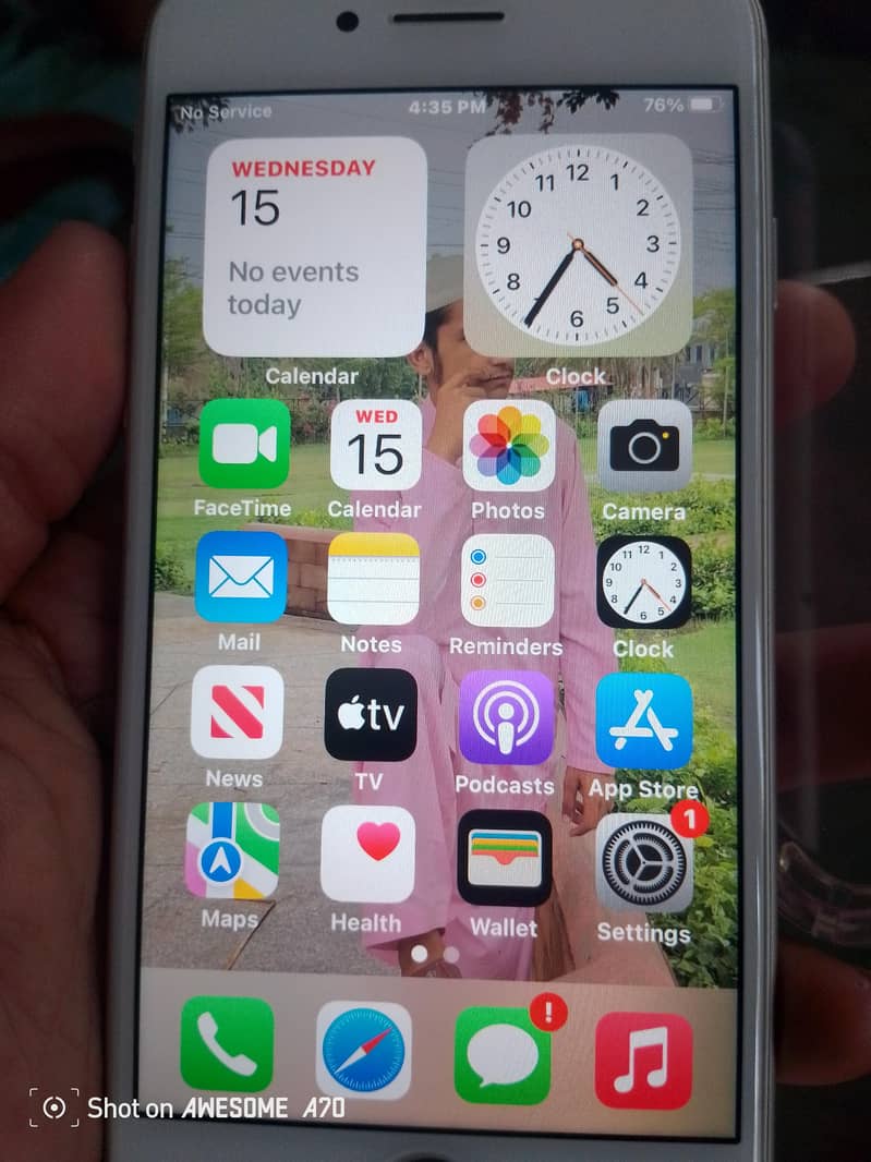 Apple iPhone 8 1