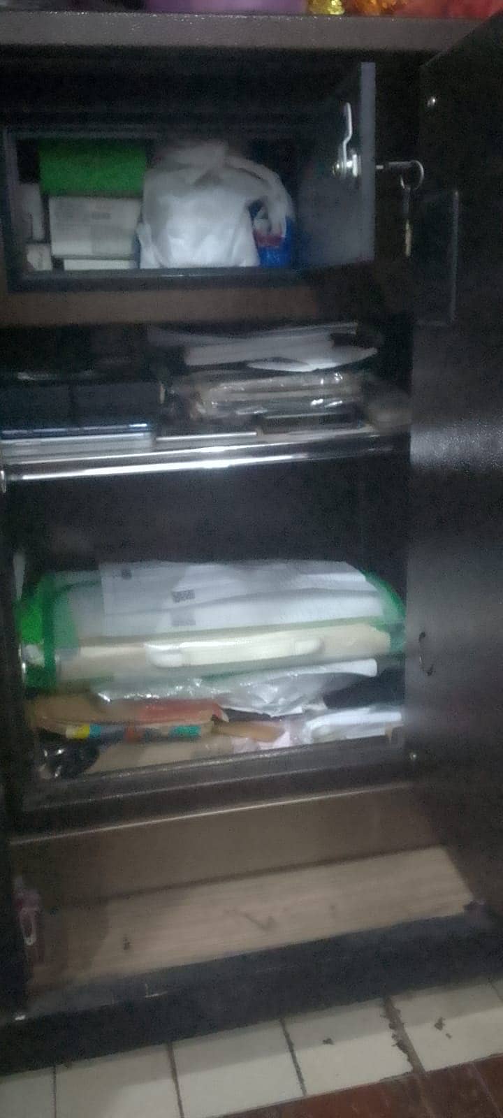 Digital safe locker 1
