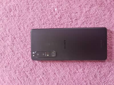 Sony 1 III 12/256gb snapdragon 888 best for gaming