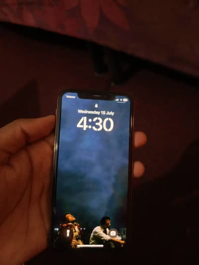 Iphone xs 64gb pta approved with orignal charger