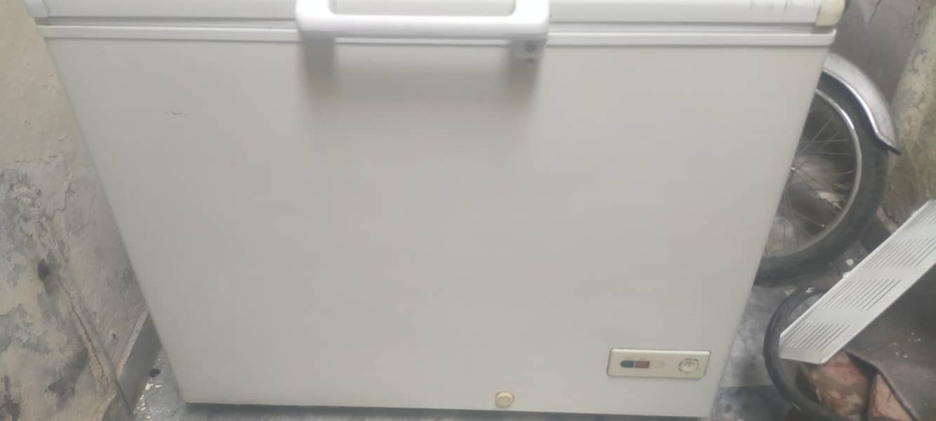 haier deepfreezer 8