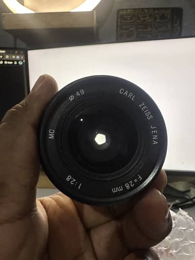 CARL ZEISS JENA 28mm f2.8