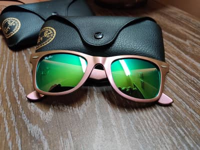 RayBan Wayfarer