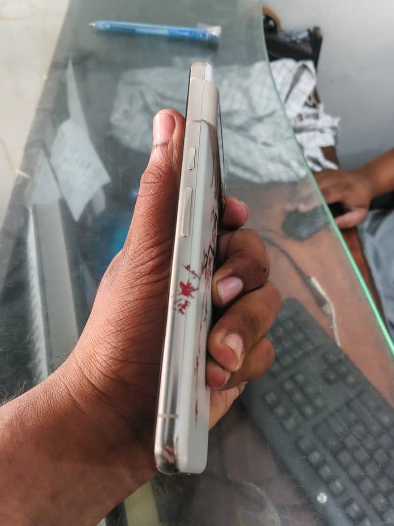 Google Pixel 8 Pro 1