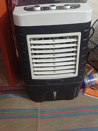 Mini room cooler